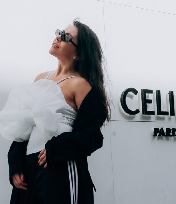 81F2398D-AFBC-4B9B-BA03-79B0DF73C5A5