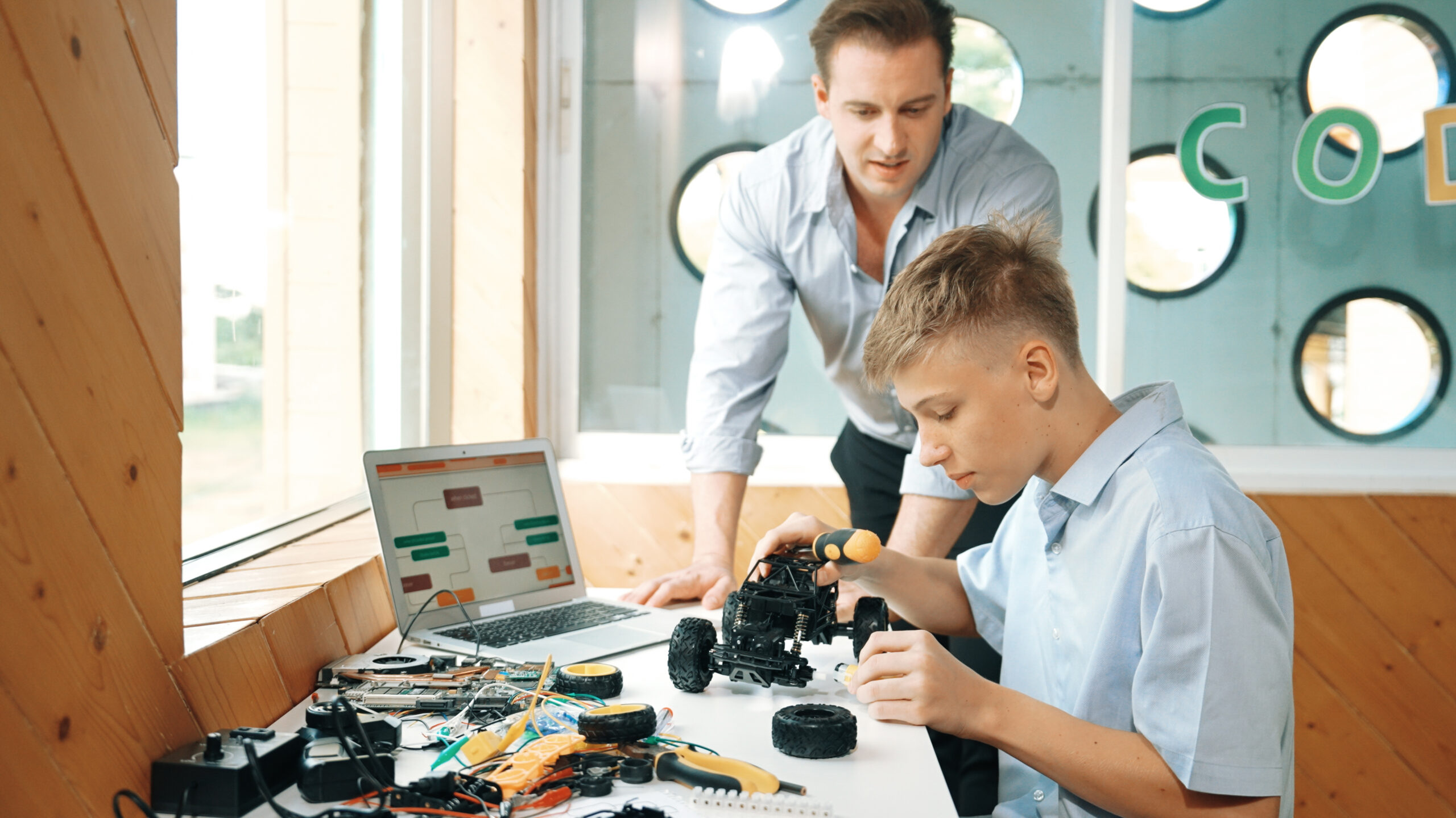 репетитор з фізики онлайн